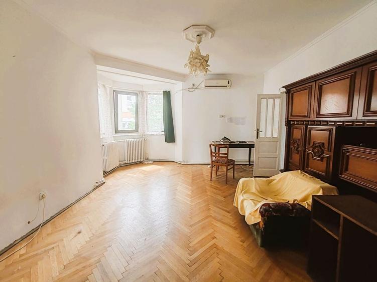 Apartament cu 5 camere circular în Grădina Icoanei