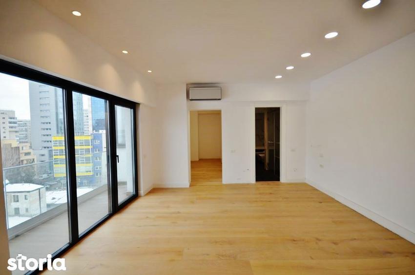 Apartament cu 5 camere în Gara de Nord