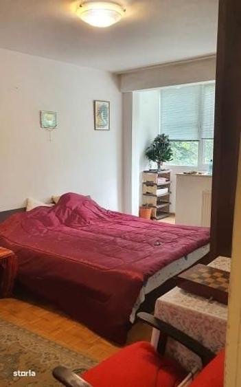 Apartament cu 2 camere decomandat în Eroii Revoluției