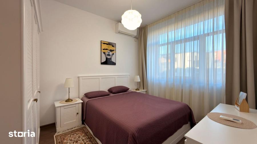 Casă cu 4 camere cu Teren 60 Mp în Central