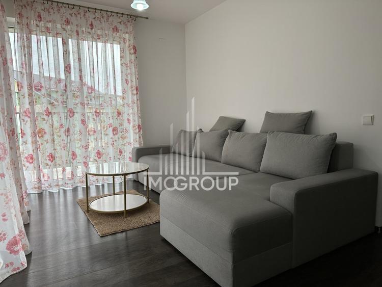 Apartament cu 3 camere decomandat, mobilat în Florești