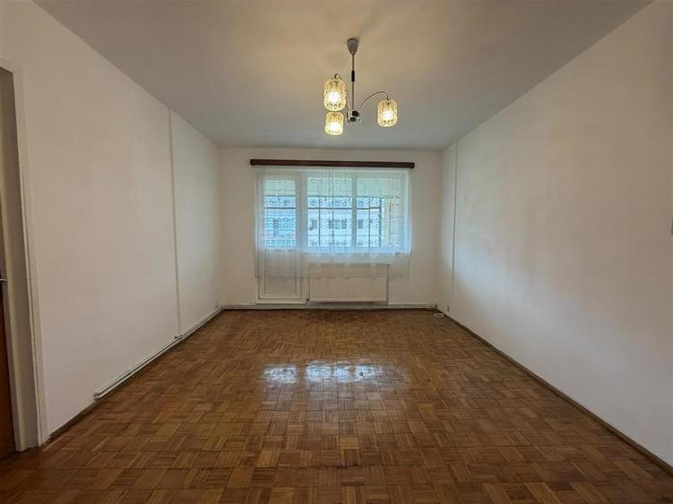 Apartament cu 2 camere semidecomandat în Hipodrom 1