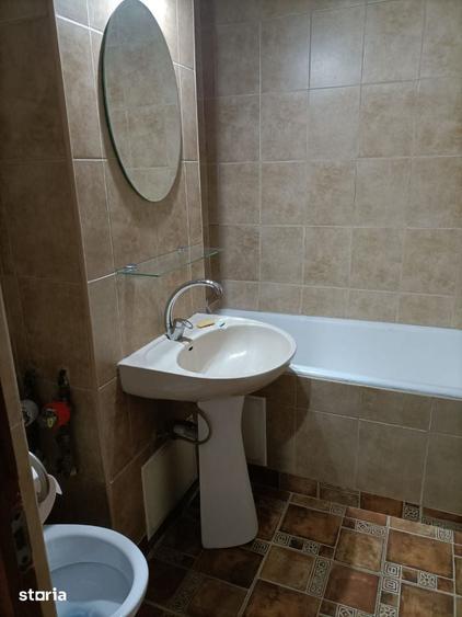 Garsonieră decomandată în Rahova