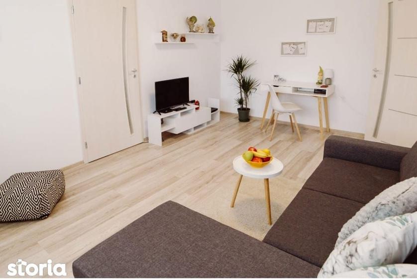 Apartament cu 2 camere în Podu Roș