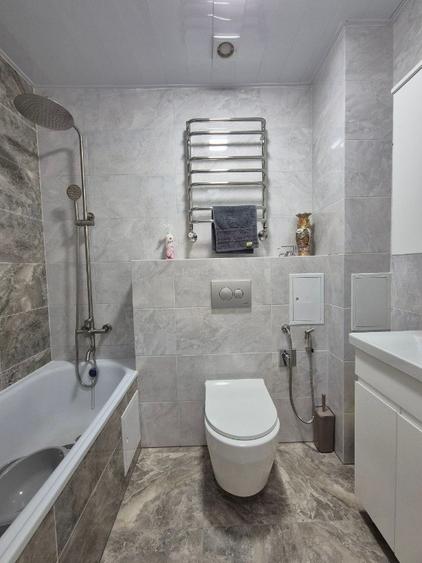 Apartament cu 2 camere decomandat în Tractorul — fotografia 3