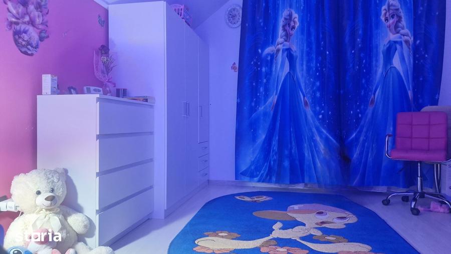 Casă cu 5 camere cu Teren 740 Mp în Central