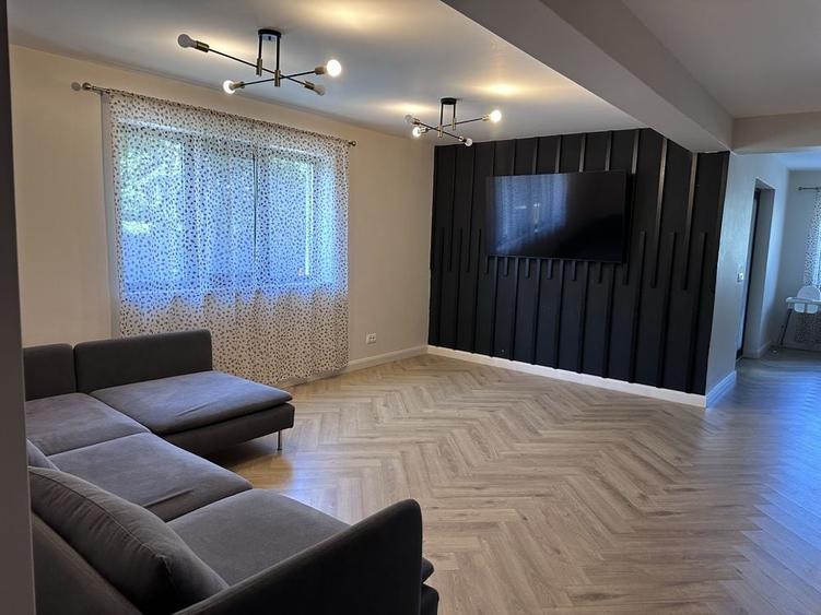 Casă cu 4 camere în Negoiești