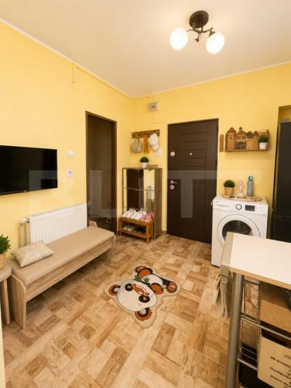 Garsonieră decomandată în Central
