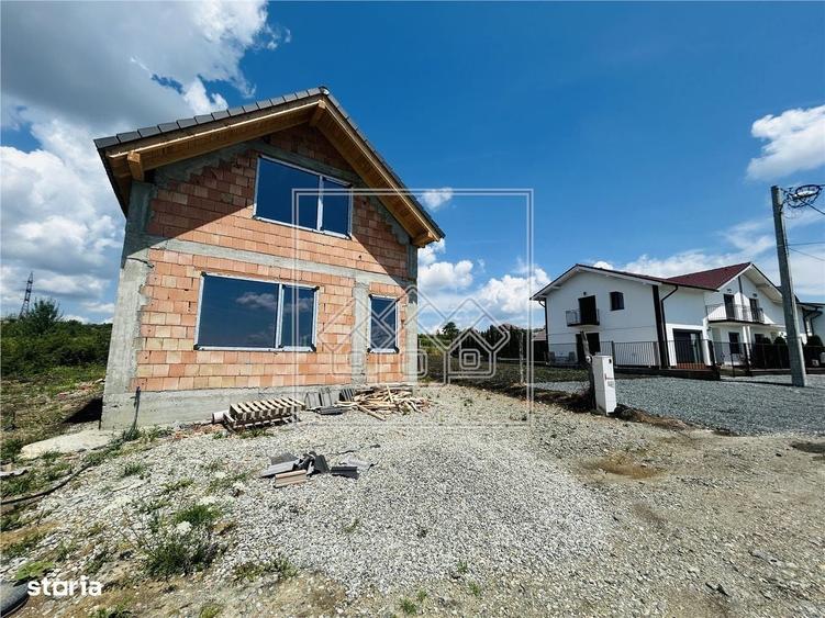 Casă cu 4 camere în Mohu