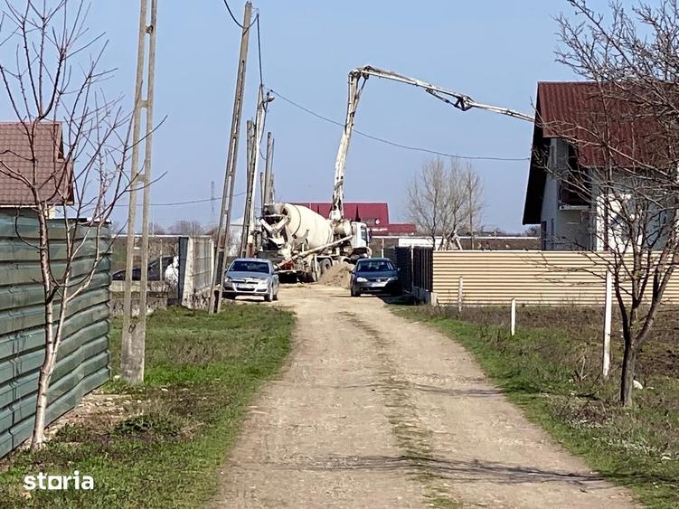 Teren de 403 mp, în Nord