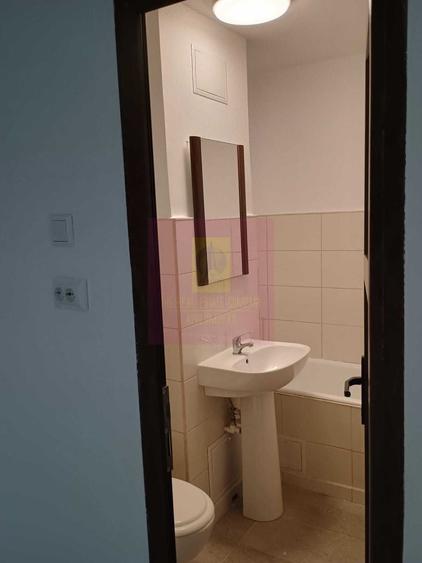 Garsonieră decomandată în Lujerului