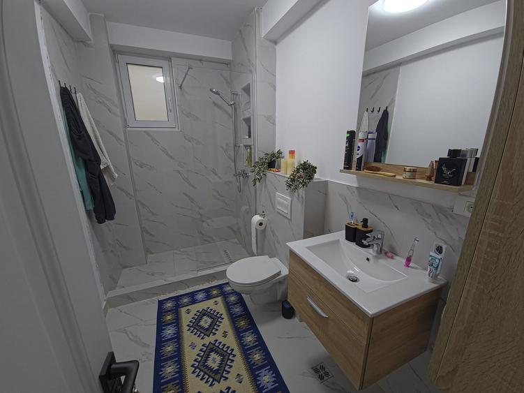 Apartament cu 2 camere semidecomandat, mobilat în Exterior Nord