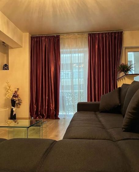Apartament cu 2 camere decomandat, mobilat în Băneasa