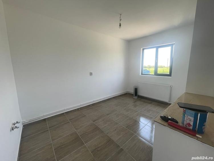 Casă cu 4 camere cu Teren 500 Mp în Buturugeni