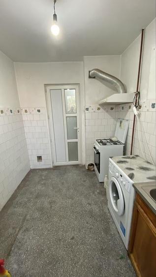 Vând apartament 2 camere semidecomandat, zona Stomatologie, Spital neuropsihiatr - 3