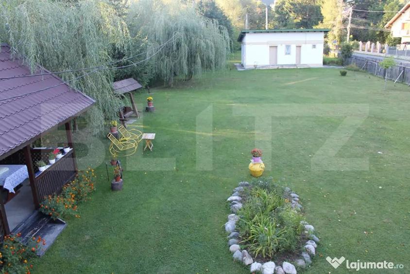 Casă cu 6 camere cu Teren 2734 Mp în Bran