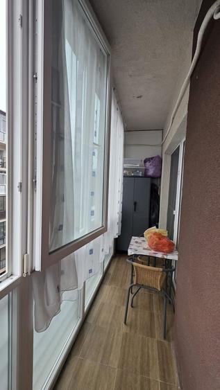 Apartament cu 2 camere decomandat în Dobroești