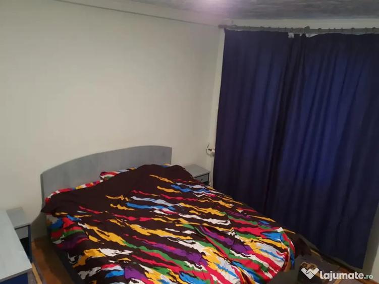 Apartament cu 2 camere semidecomandat în Cazino