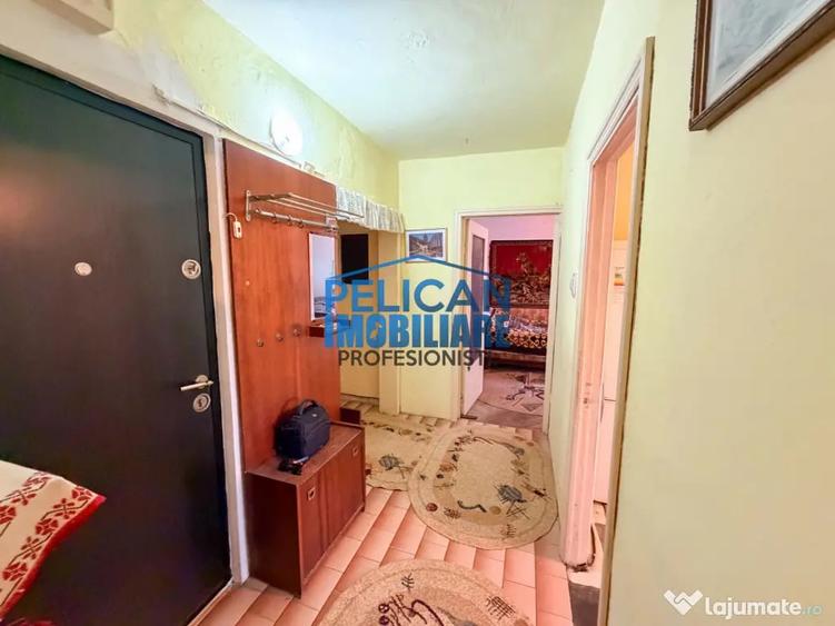 Apartament cu 2 camere decomandat în Spitalului