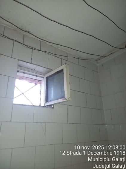 Apartament cu 2 camere decomandat în Micro 14