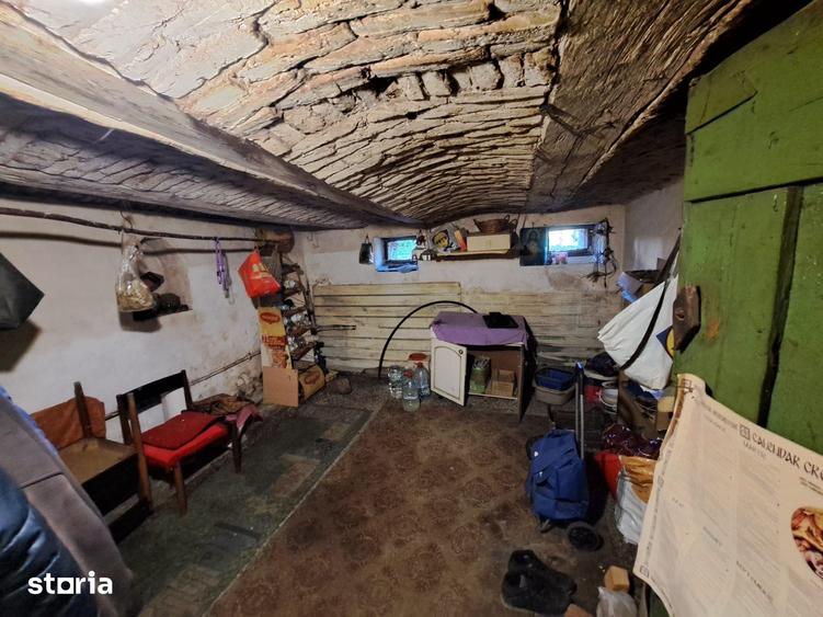 Casă cu 3 camere cu Teren 800 Mp în Slimnic