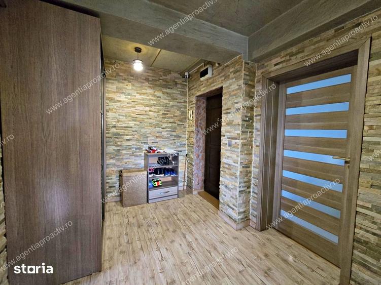 Apartament cu 2 camere în Micro 20
