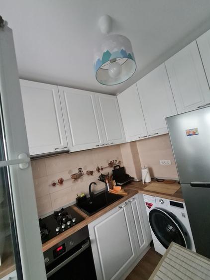 Apartament cu 2 camere decomandat în 1 Decembrie 1918