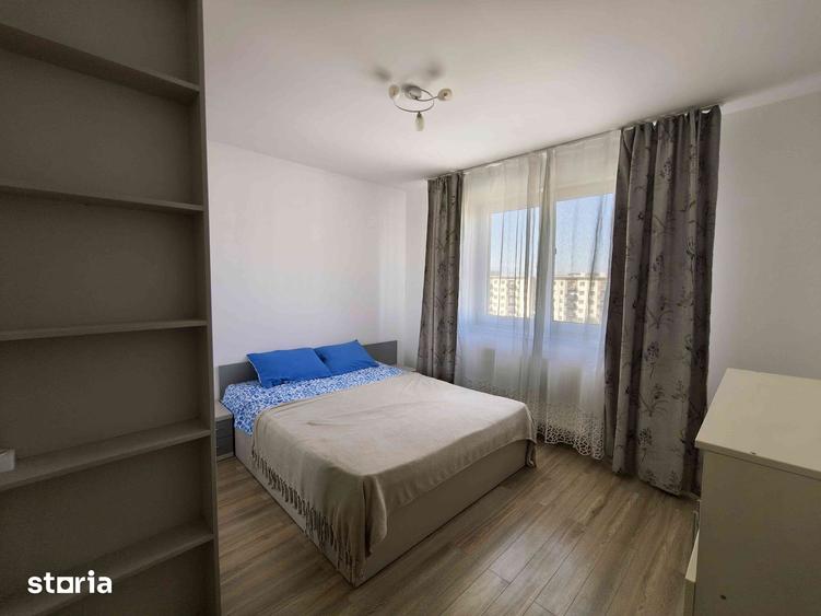 Apartament cu 2 camere decomandat în Tractorul
