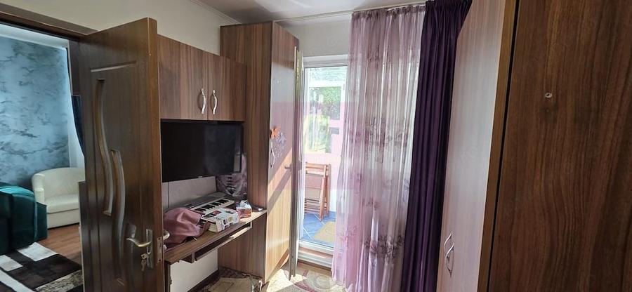 Apartament cu 2 camere semidecomandat în Est