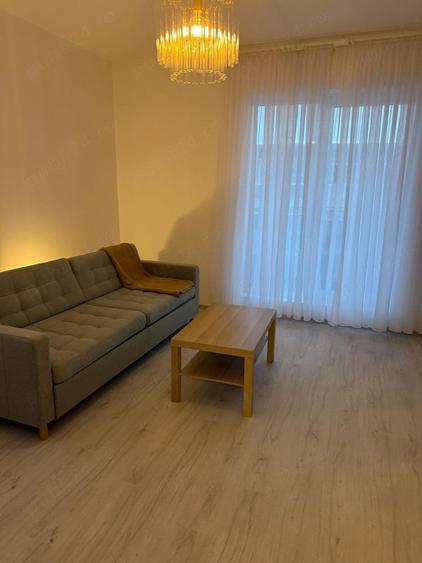 Apartament cu 2 camere decomandat în Metalurgiei