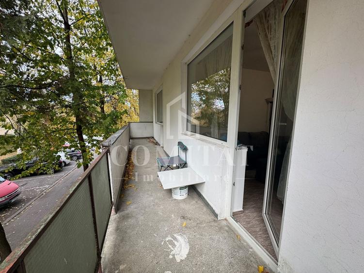 Apartament cu 3 camere semidecomandat, mobilat în Gheorgheni
