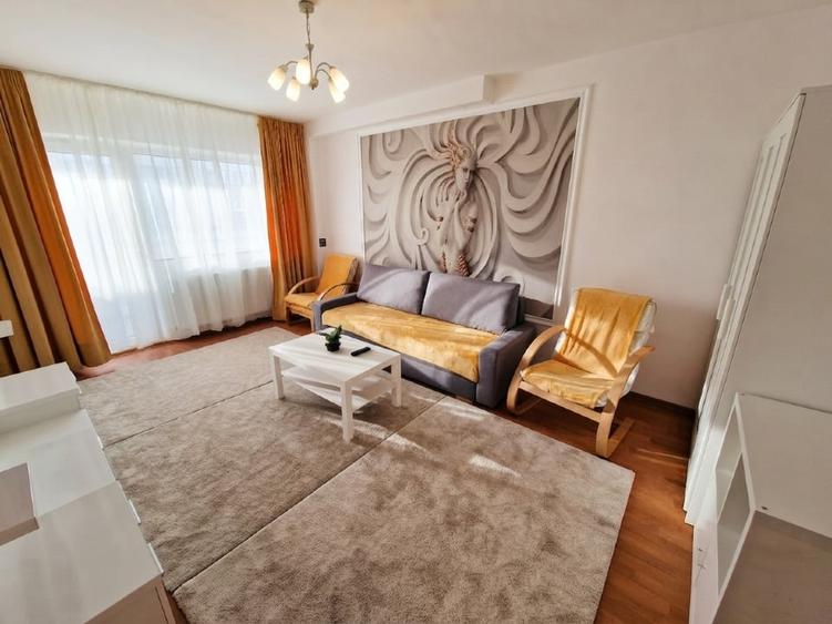 Apartament cu 3 camere decomandat, mobilat în Lujerului