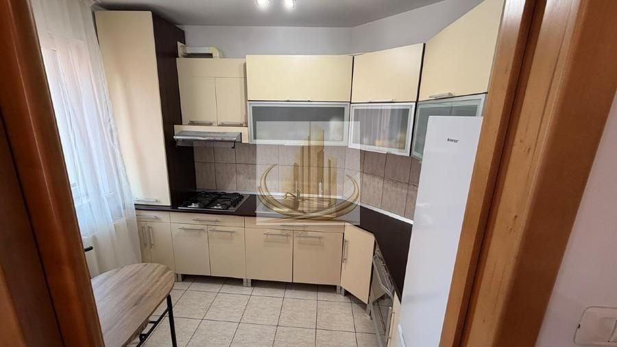 Apartament cu 3 camere decomandat, mobilat în Dumbrăvița