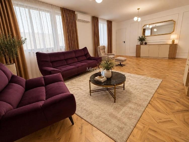 Proprietar, 4 camere, Lux, termen lung, mobilat, utilat, loc de parcare.