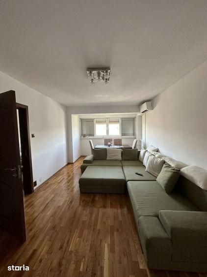 Apartament cu 2 camere decomandat în Titan