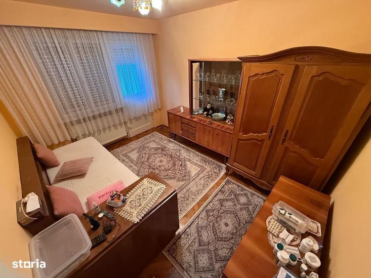 Apartament cu 3 camere decomandat în Ultracentral