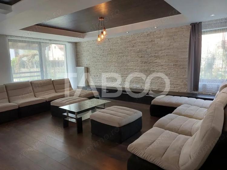 Casă cu 5 camere cu Canalizare în Central