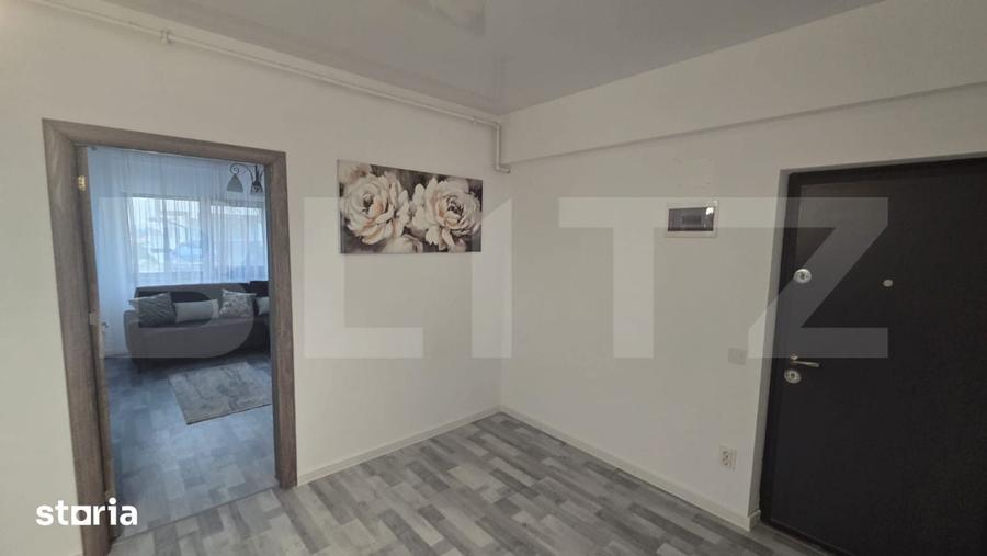 Apartament cu 3 camere semidecomandat în Exterior Nord