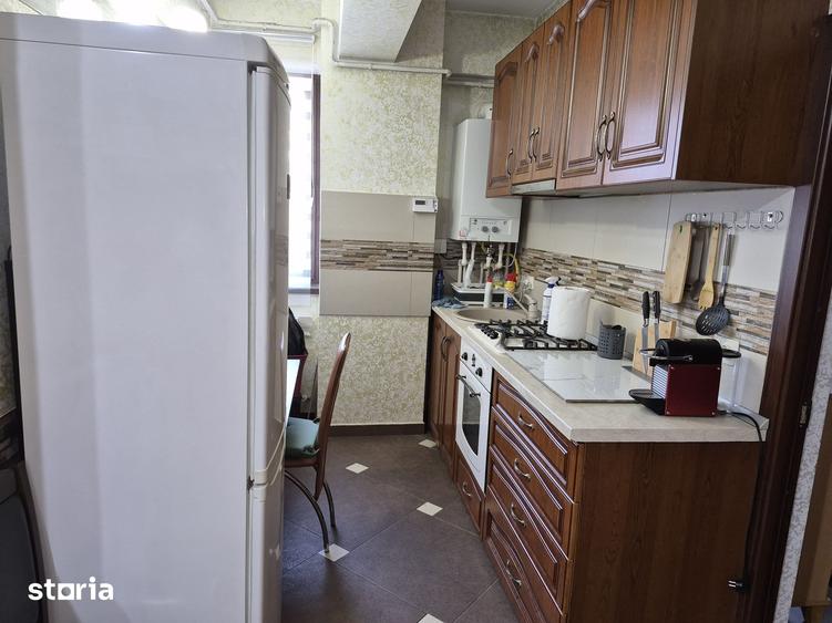 Apartament cu 3 camere în Cug