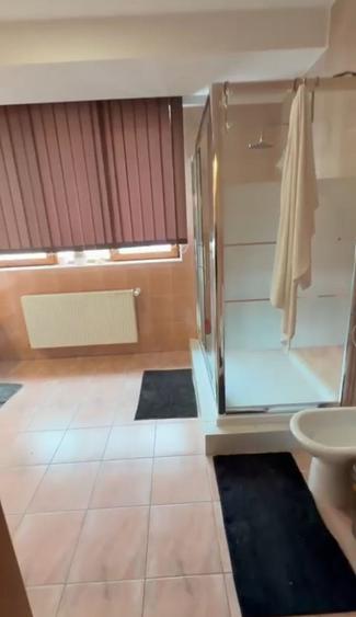 Apartament cu 5 camere decomandat, mobilat în Dorobanți