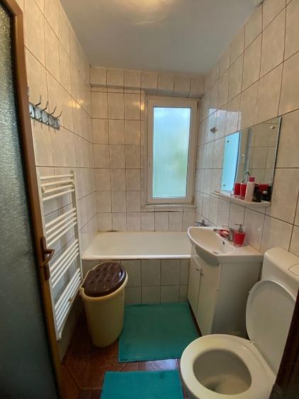 Apartament cu 2 camere semidecomandat, mobilat în Micro 19