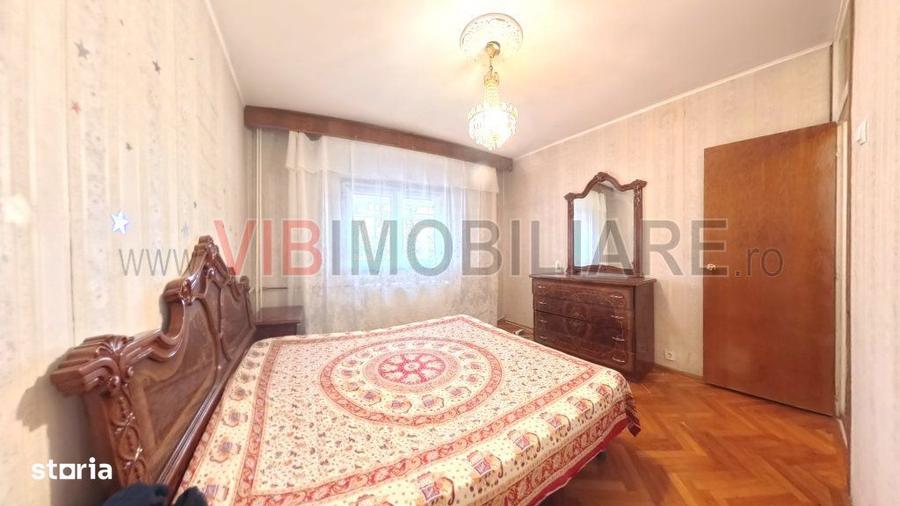 Apartament cu 3 camere decomandat, mobilat în Vitan