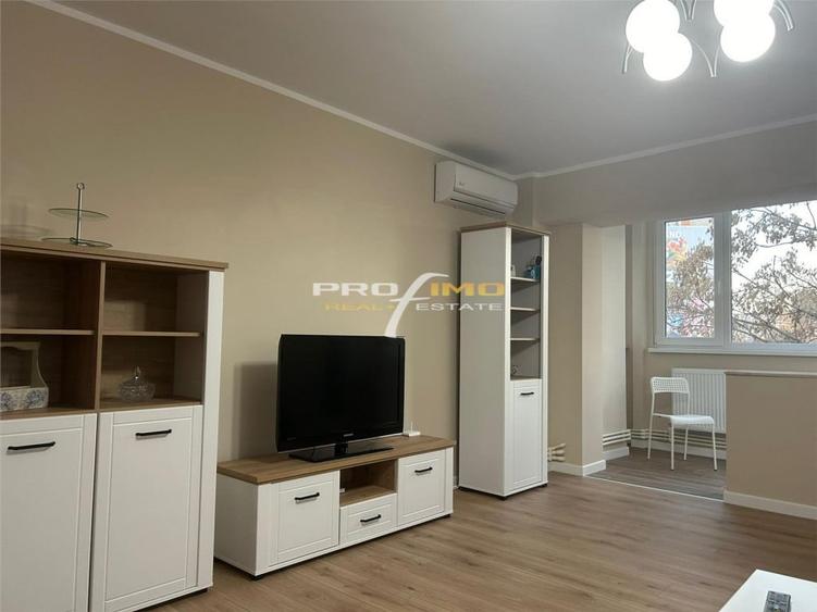 Apartament cu 2 camere decomandat în City Park Mall