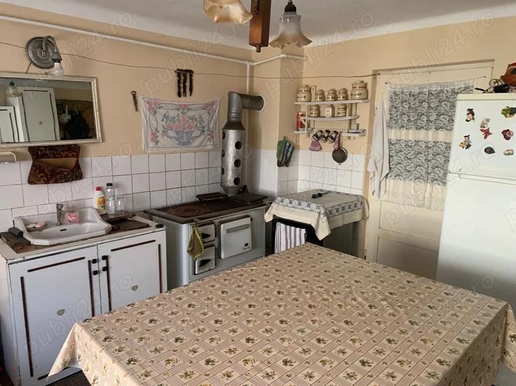 Casă cu 3 camere cu Teren 439 Mp în Central