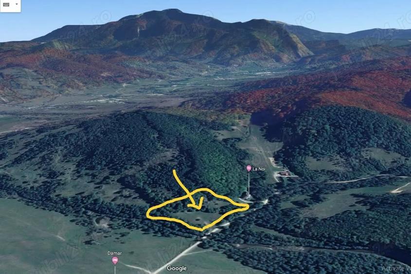 Teren de 10000 mp, în Glăjărie
