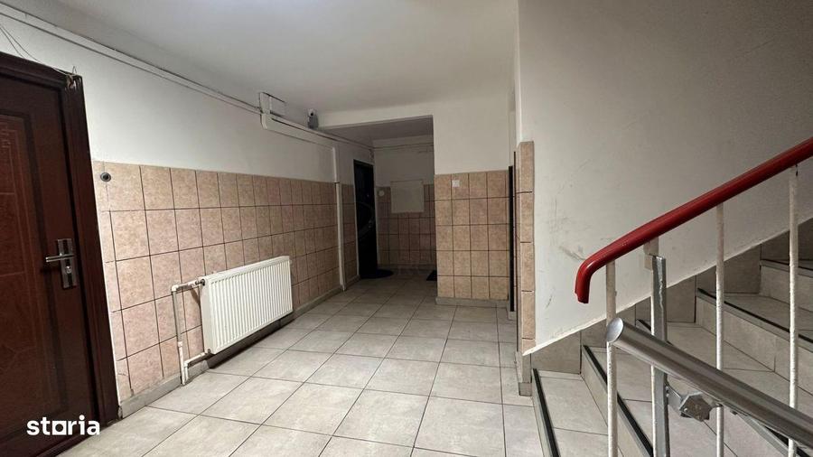 Apartament cu 2 camere, mobilat în Tei