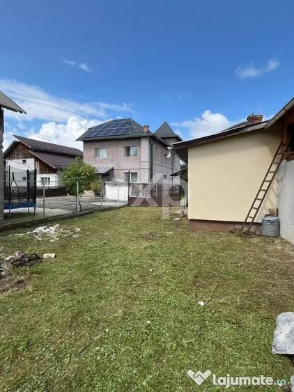 Casă cu 3 camere cu Teren 1140 Mp în Central