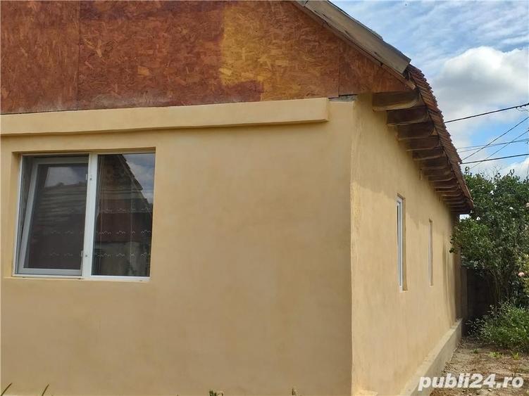 Casă cu 3 camere cu Teren 10000 Mp în Gherteniș
