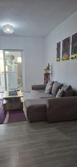 Apartament cu 2 camere decomandat în Olimpia-Stadion