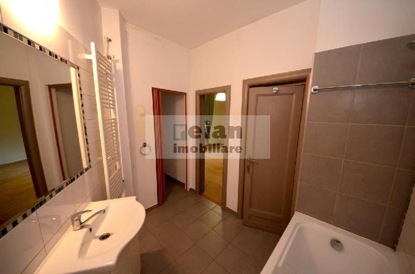 Apartament cu 2 camere semidecomandat în Rosetti